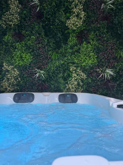 Luxury Room - Havre De Paix Avec Jacuzzi Prive Bar-le-Duc Extérieur photo